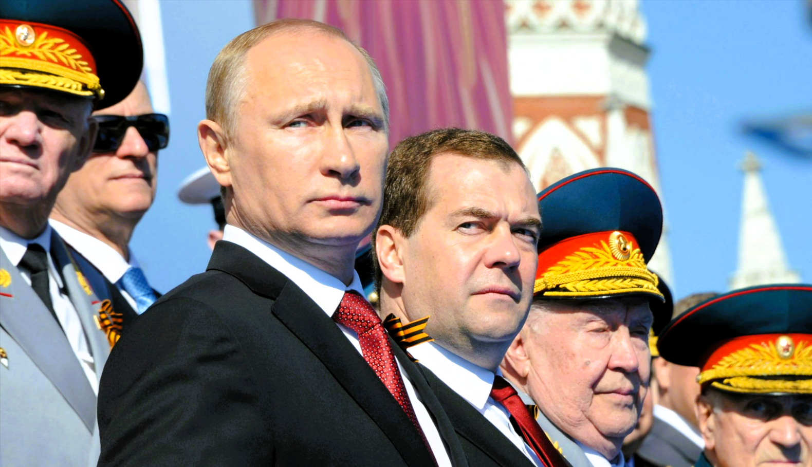 Skandal erschüttert Russland! - Hat Putin-Freundin sich illegal bereichert?